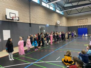 „Helau“ heißt es am Rosenmontag in der Sonnenschule